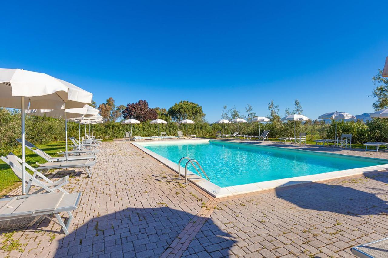Glamping Gli Etruschi Piombino Exterior foto