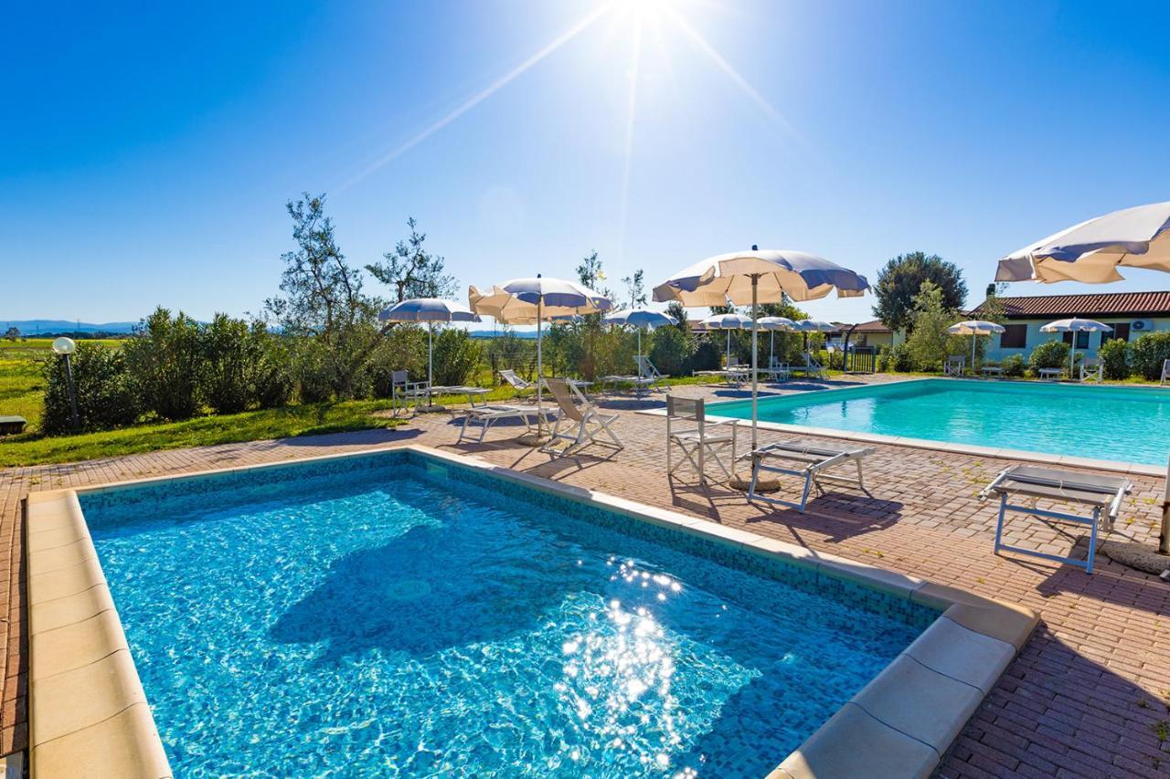 Glamping Gli Etruschi Piombino Exterior foto