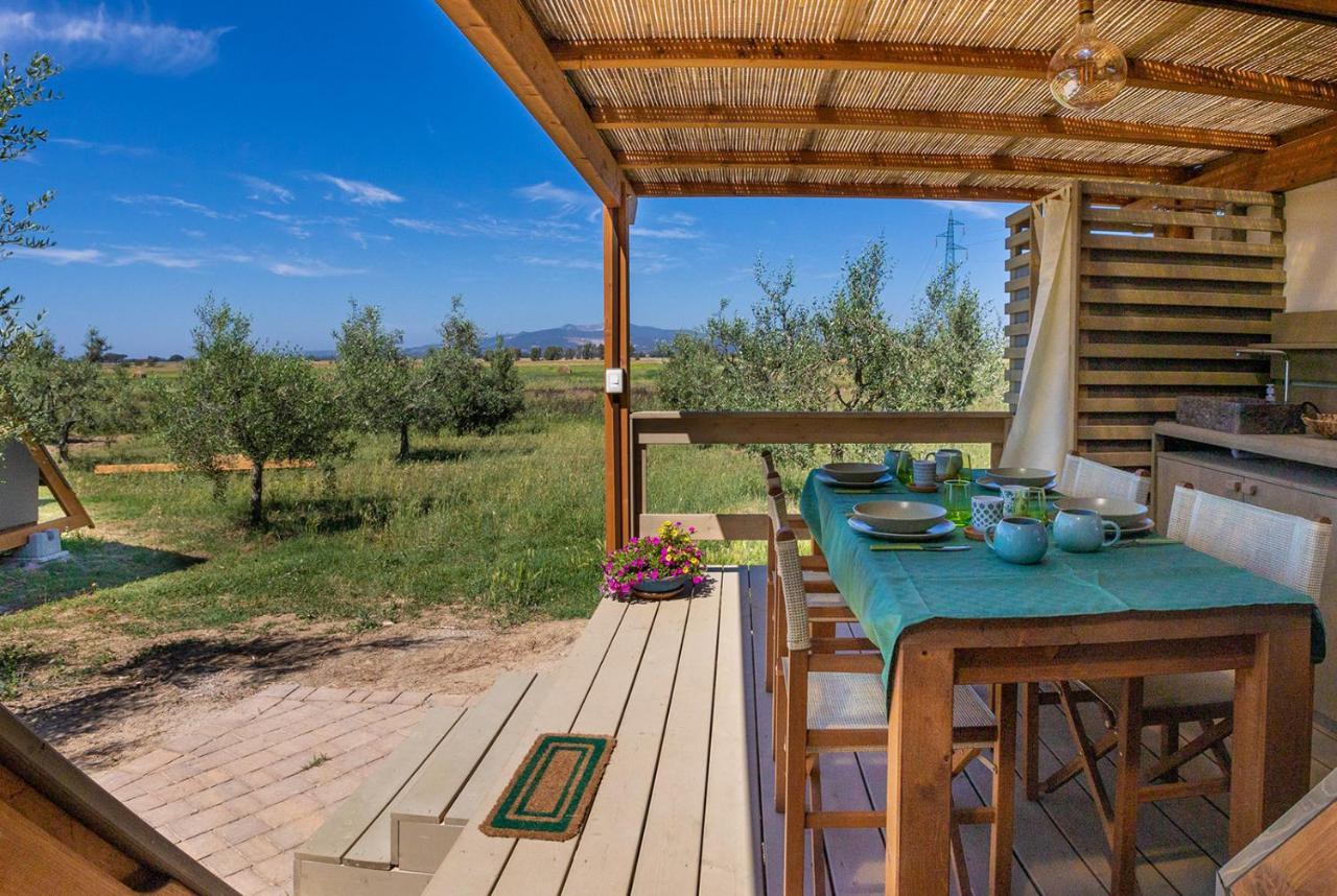 Glamping Gli Etruschi Piombino Exterior foto
