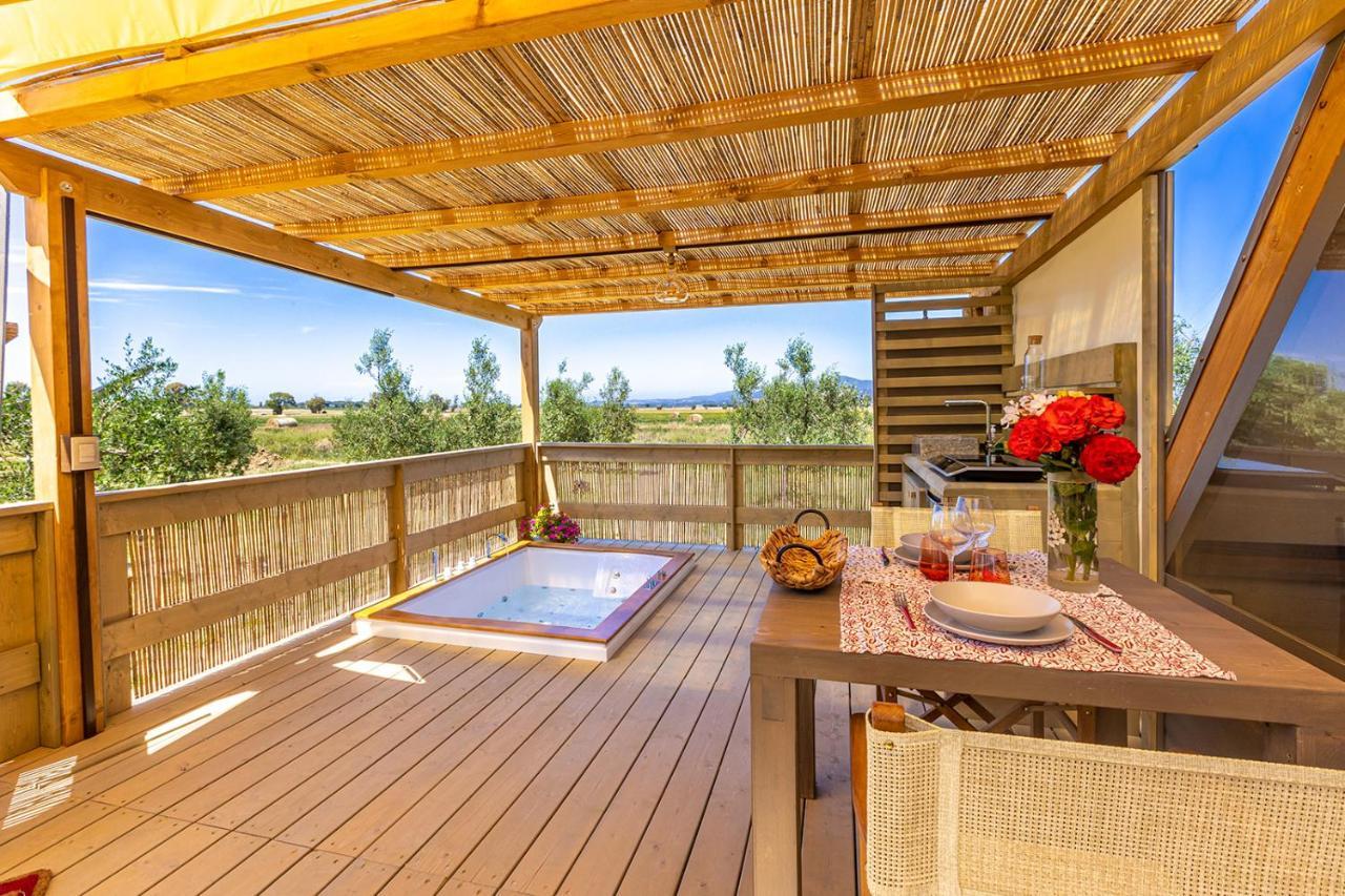Glamping Gli Etruschi Piombino Exterior foto