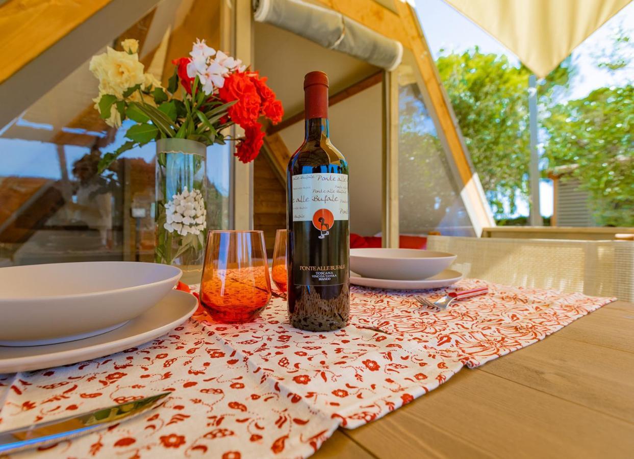 Glamping Gli Etruschi Piombino Exterior foto