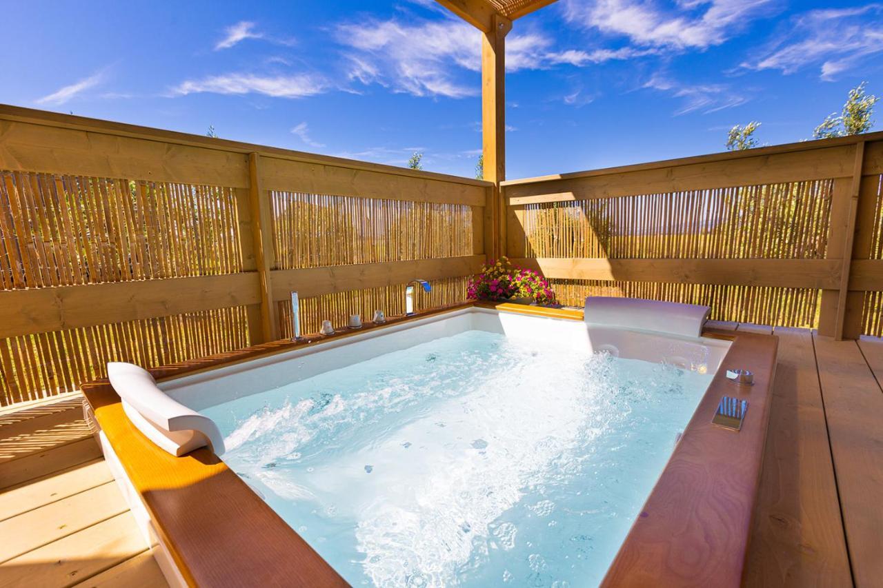 Glamping Gli Etruschi Piombino Exterior foto