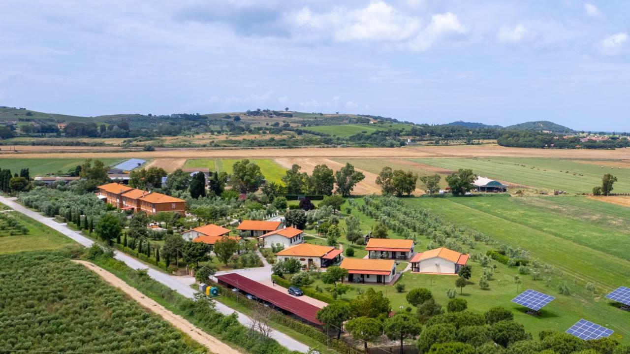 Glamping Gli Etruschi Piombino Exterior foto