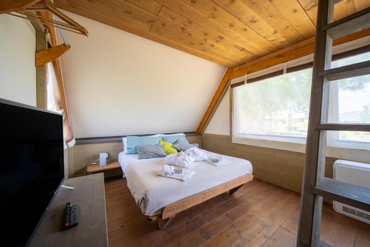 Glamping Gli Etruschi Piombino Exterior foto