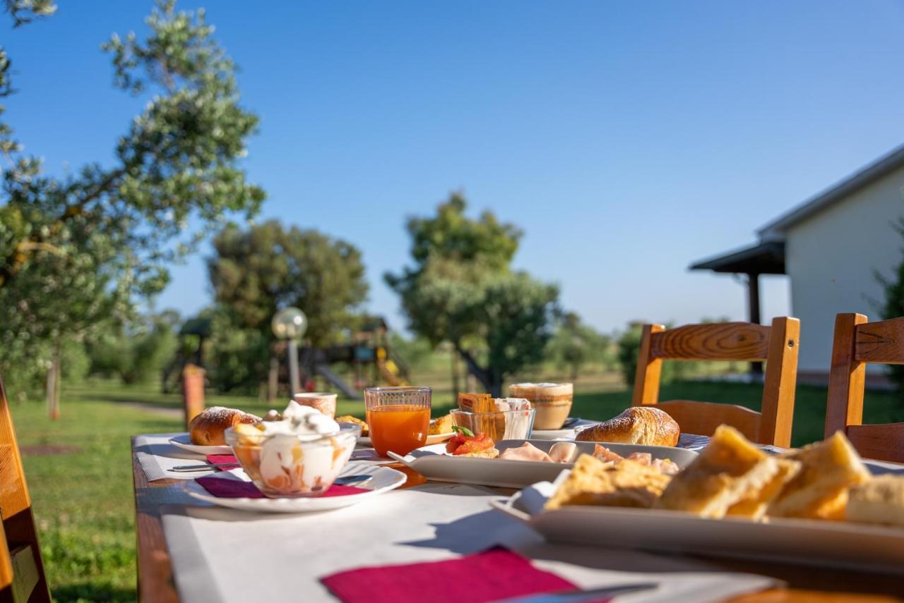 Glamping Gli Etruschi Piombino Exterior foto